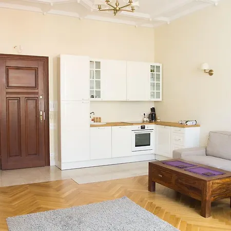 Krolowej Διαμέρισμα Σόποτ